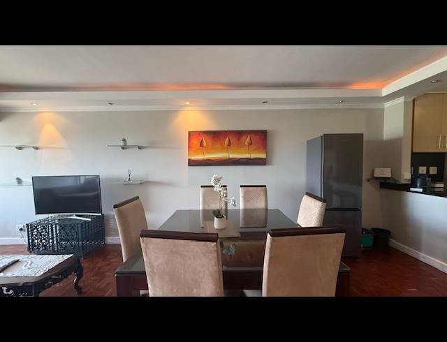 2 BEDROOM FLAT SOLD IN ESSENWOOD
